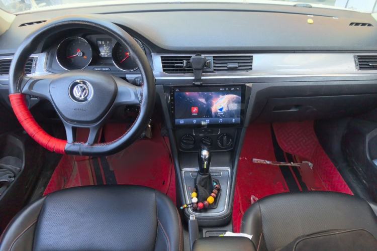 Used Volkswagen Bora 2019 Facelift Bora·Legend 1.5L Automatic Fashion Edition China VI Standard Center Console