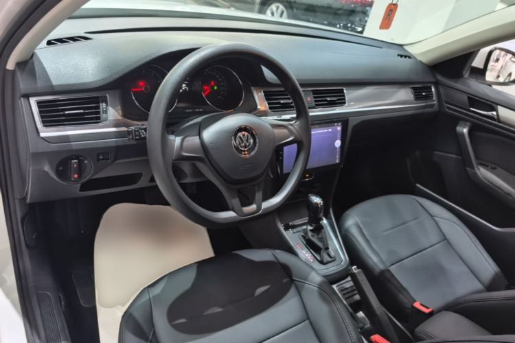 Used Volkswagen Bora 2019 Bora·Legend 1.5L Automatic Fashion Edition China VI Standard Center Console