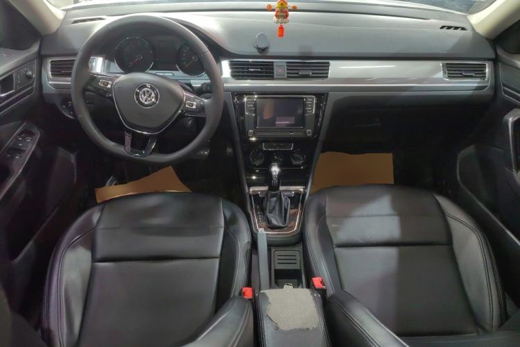 Used Volkswagen Bora 2019 Bora Legend 1.5L Automatic Leading Model China VI Standard Center Console