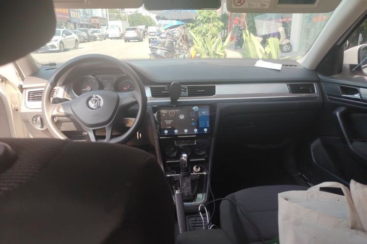 Used Volkswagen Bora 2019 Facelift Bora·Legend 1.5L Automatic Fashion Edition China VI Standard Center Console