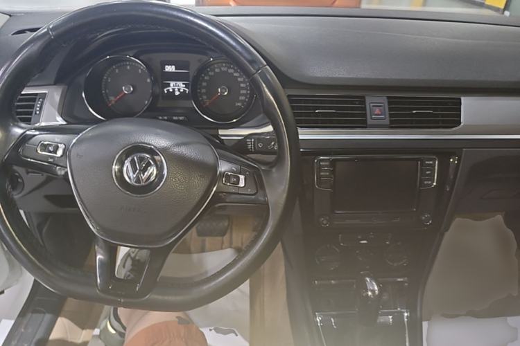 Used Volkswagen Bora 2019 Bora·Legend 1.5L Automatic Leading Model China V Emission Standard Center Console