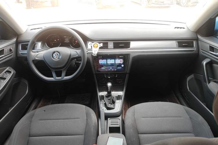 Used Volkswagen Bora 2019 Facelift Bora·Legend 1.5L Automatic Fashion Edition China VI Standard Center Console