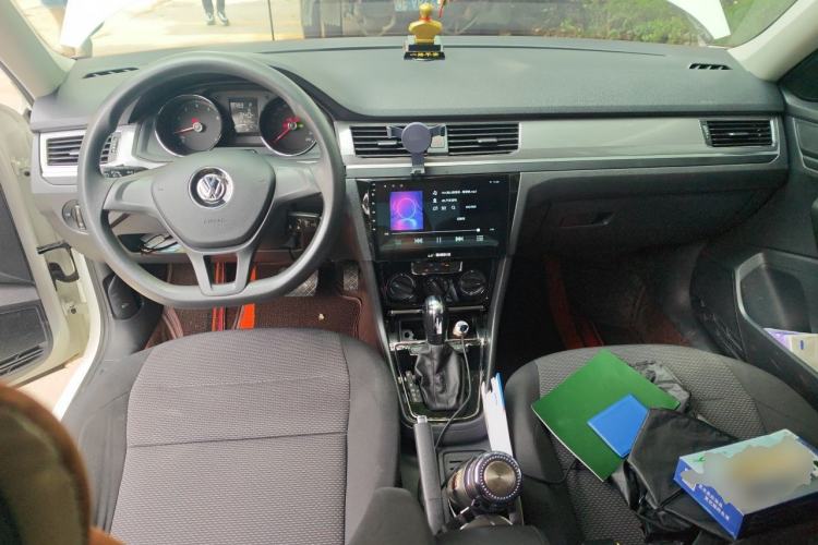 Used Volkswagen Bora 2019 Facelift Bora·Legend 1.5L Automatic Fashion Edition China VI Standard Center Console