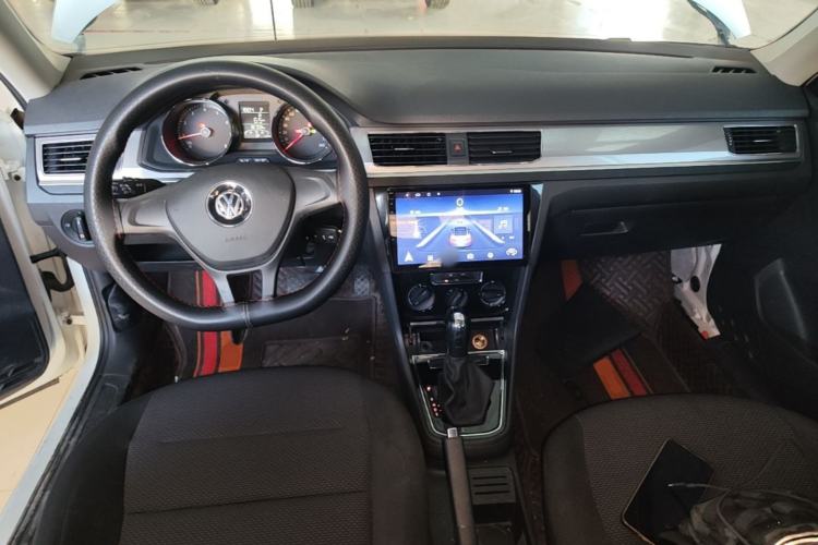 Used Volkswagen Bora 2019 Facelift Bora·Legend 1.5L Automatic Fashion Edition China VI Standard Center Console
