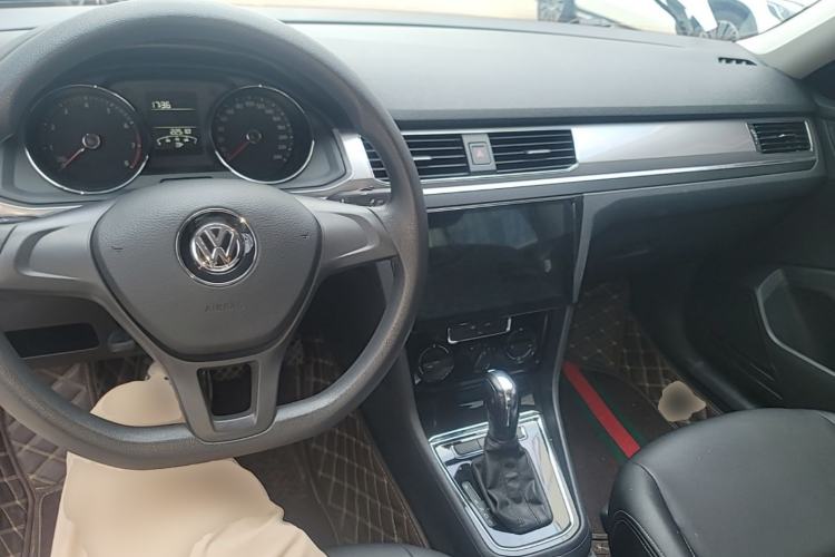 Used Volkswagen Bora 2019 Facelift Bora·Legend 1.5L Automatic Fashion Edition China VI Standard Center Console