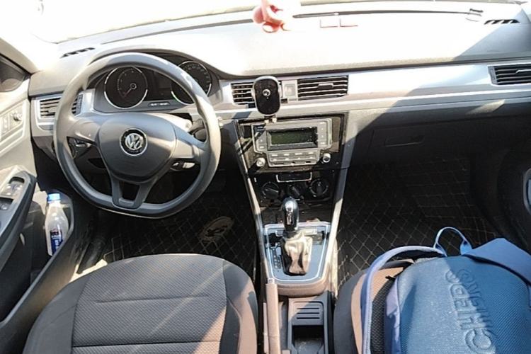 Used Volkswagen Bora 2019 Facelift Bora·Legend 1.5L Automatic Fashion Edition China VI Standard Center Console