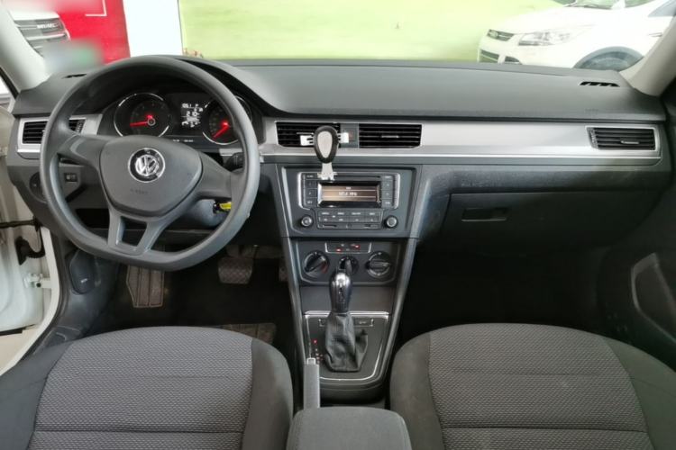Used Volkswagen Bora 2019 Facelift Bora·Legend 1.5L Automatic Fashion Edition China VI Standard Center Console