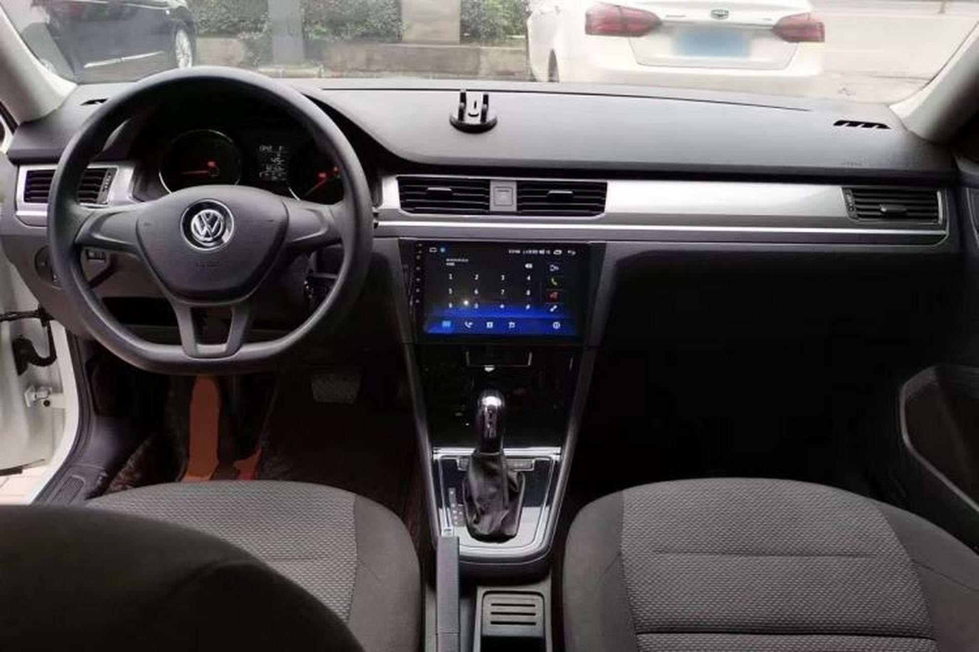 Used Volkswagen Bora 2019 Facelift Bora·Legend 1.5L Automatic Fashion Edition China VI Standard Center Console