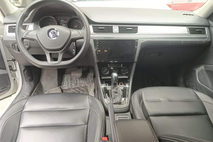 Used Volkswagen Bora 2019 Facelift Bora·Legend 1.5L Automatic Fashion Edition China VI Standard Center Console