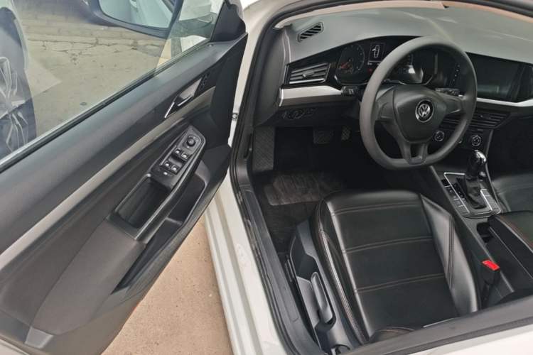 Used Volkswagen Bora 2019 Revised Version 1.5L Automatic Fashionable Style China VI Driver Seat