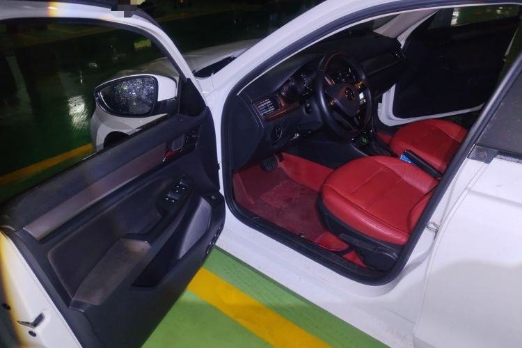 Used Volkswagen Bora 2019 Bora Legend 1.5L Automatic Leading Model China VI Standard Driver Seat