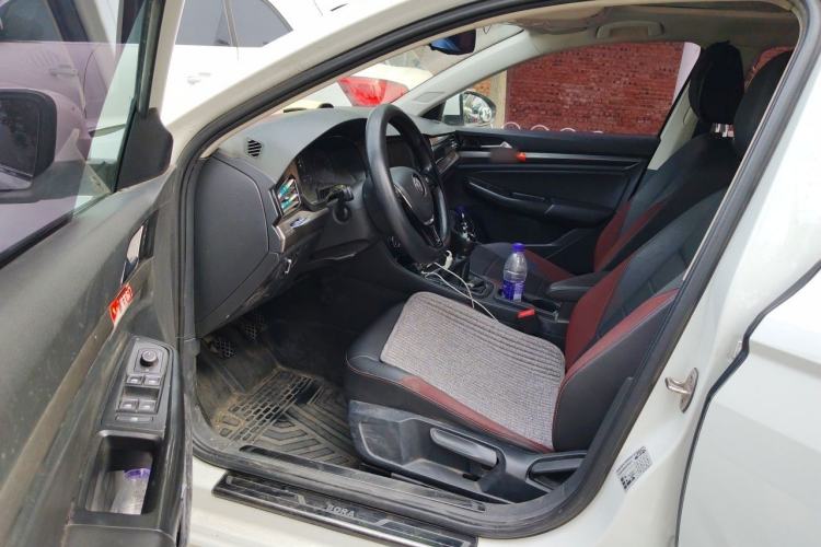 Used Volkswagen Bora 2019 Revised Version 1.5L Manual Comfort Edition China VI Standard Driver Seat