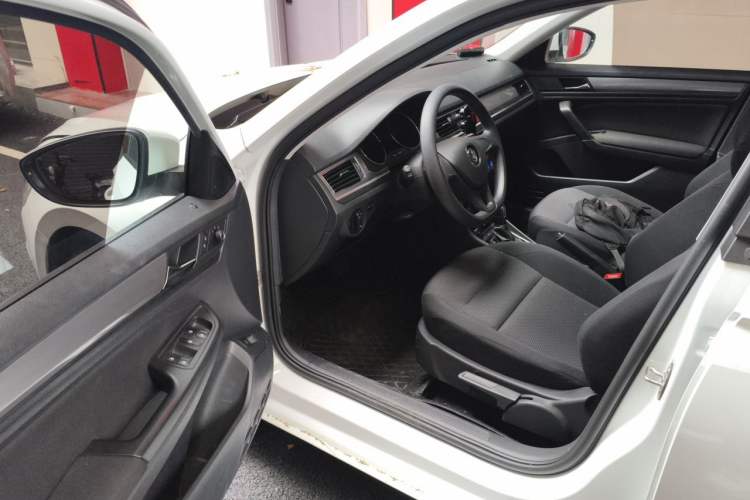 Used Volkswagen Bora 2019 Bora Legend 1.5L Automatic Leading Model China VI Standard Driver Seat