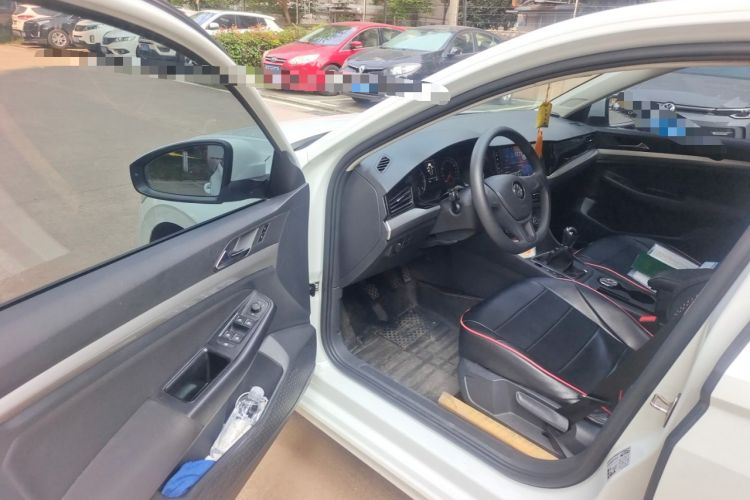 Used Volkswagen Bora 2019 Revised Version 1.5L Manual Fashion Edition China V Standard Driver Seat