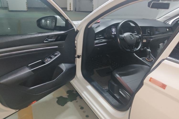 Used Volkswagen Bora 2019 Revised Version 1.5L Automatic Elite Edition China VI Standard Driver Seat