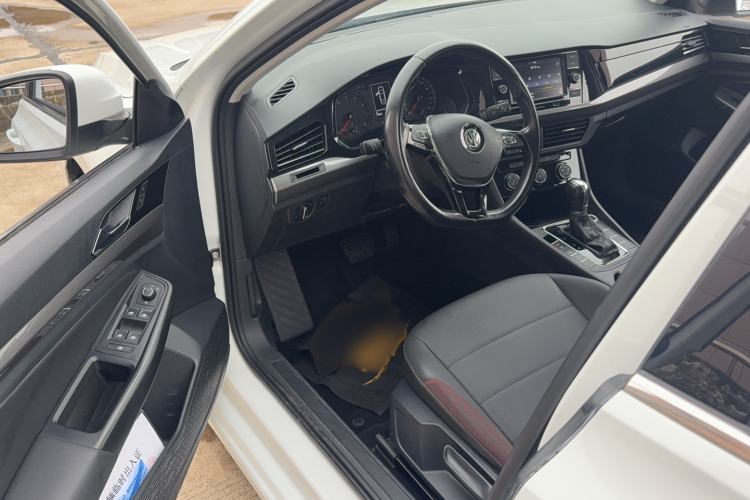Used Volkswagen Bora 2019 Revised Version 1.5L Automatic Comfort Edition China VI Standard Driver Seat