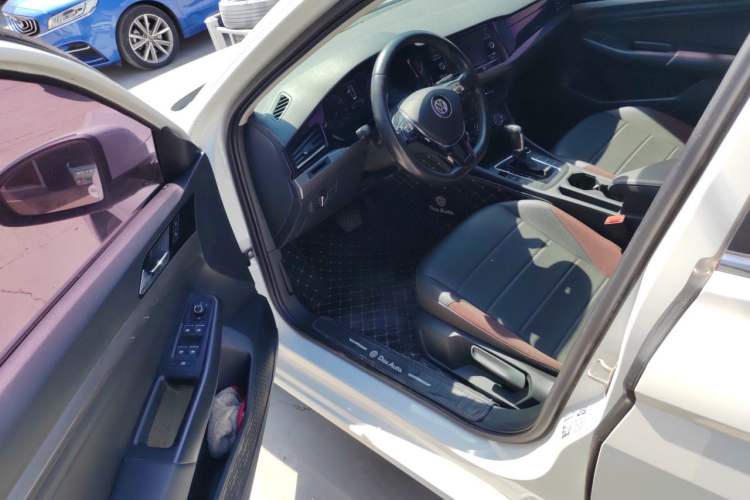 Used Volkswagen Bora 2019 Revised Version 1.5L Automatic Comfort Edition China V Standard Driver Seat