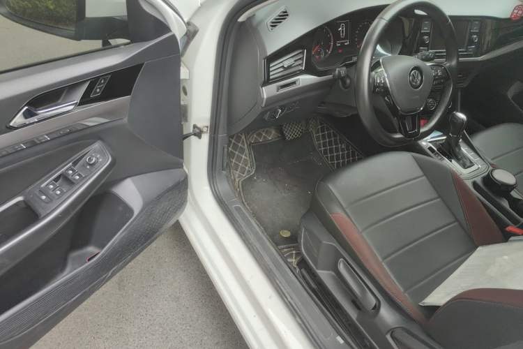 Used Volkswagen Bora 2019 Revised Version 1.5L Automatic Elite Edition China V Standard Driver Seat