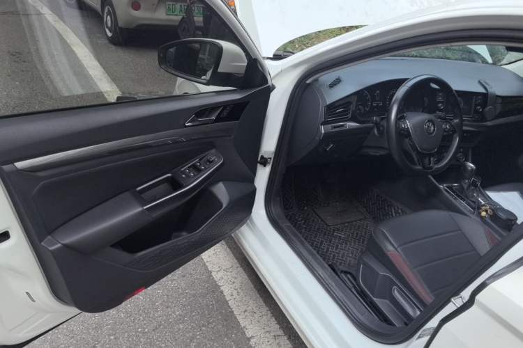 Used Volkswagen Bora 2019 Revised Version 280TSI DSG Elite Edition China VI Standard Driver Seat