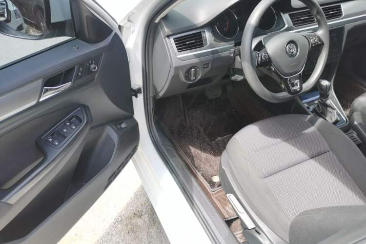 Used Volkswagen Bora 2019 Facelift Bora·Legend 1.5L Automatic Fashion Edition China VI Standard Driver Seat