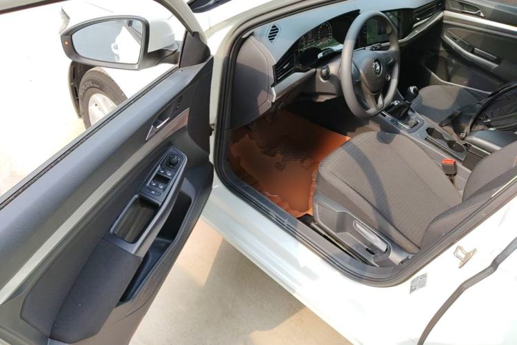 Used Volkswagen Bora 2019 Revised Version 1.5L Manual Fashion Edition China VI Standard Driver Seat