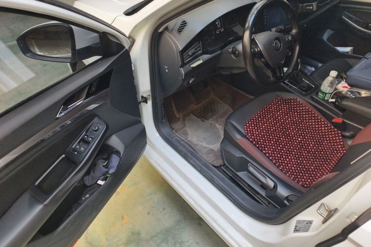 Used Volkswagen Bora 2019 1.5L Automatic Elite Version Driver Seat