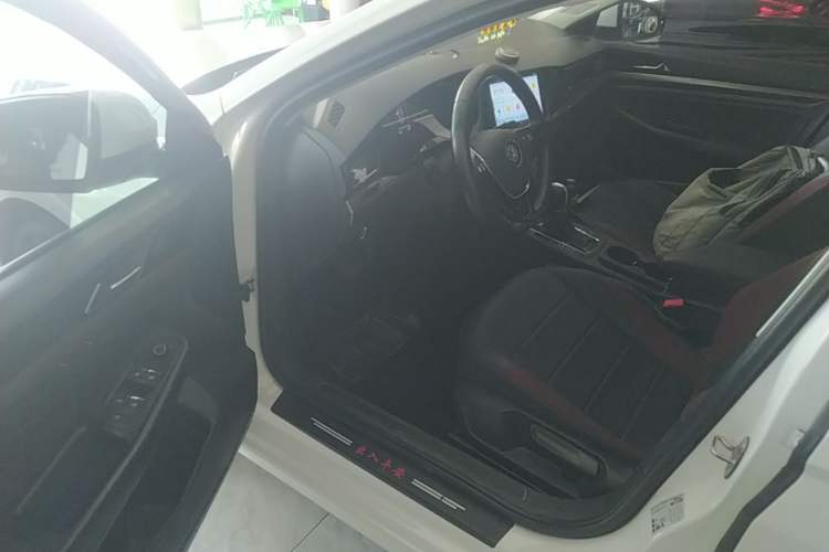 Used Volkswagen Bora 2019 1.5L Automatic Comfort Model Driver Seat