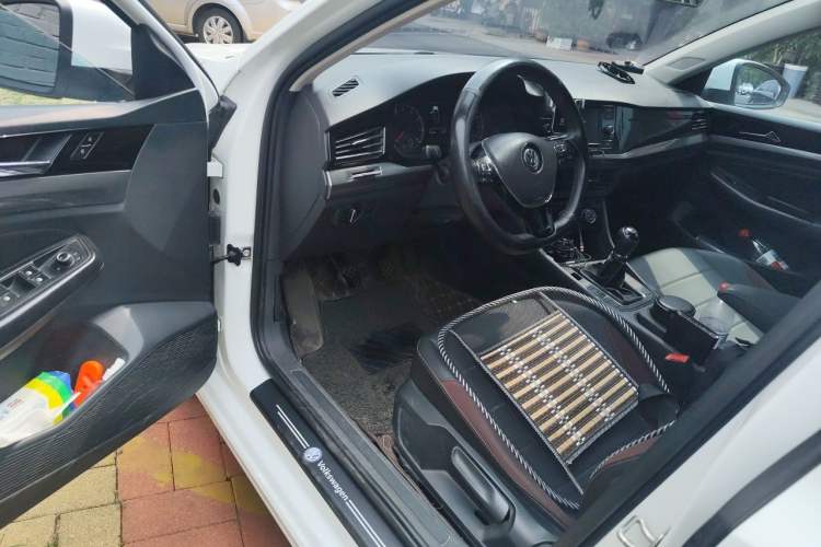 Used Volkswagen Bora 2019 1.5L Manual Comfort Version Driver Seat