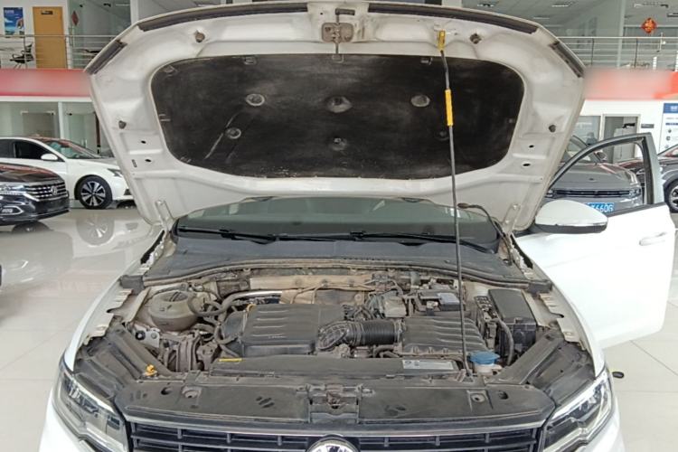 Used Volkswagen Bora 2019 1.5L Manual Fashion Edition Engine Bay