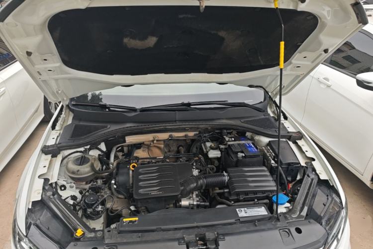 Used Volkswagen Bora 2019 Revised Version 1.5L Automatic Fashionable Style China VI Engine Bay