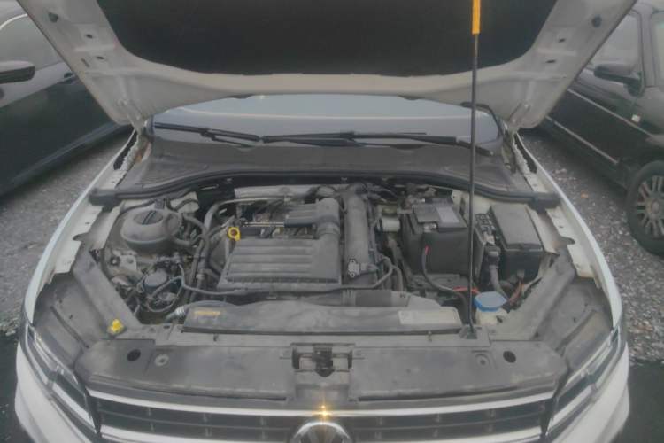 Used Volkswagen Bora 2019 Revised Version 280TSI DSG Luxury Edition China VI Standard Engine Bay