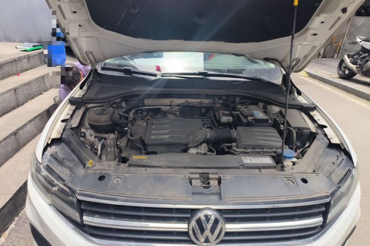 Used Volkswagen Bora 2019 1.5L Automatic Fashion Model Engine Bay
