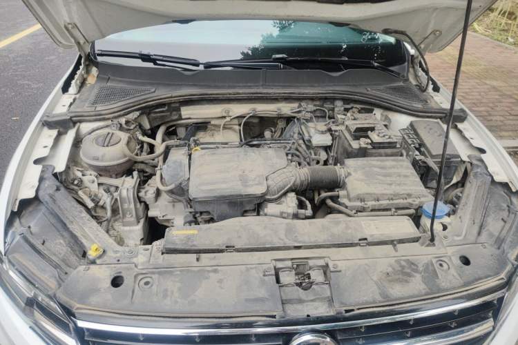 Used Volkswagen Bora 2019 Revised Version 1.5L Automatic Elite Edition China V Standard Engine Bay