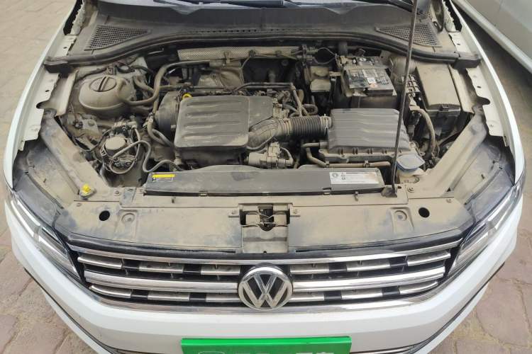 Used Volkswagen Bora 2019 Revised Version 1.5L Automatic Comfort Edition China VI Standard Engine Bay