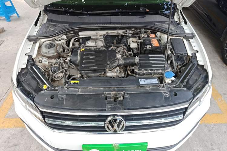 Used Volkswagen Bora 2019 Revised Version 1.5L Automatic Fashionable Style China VI Engine Bay