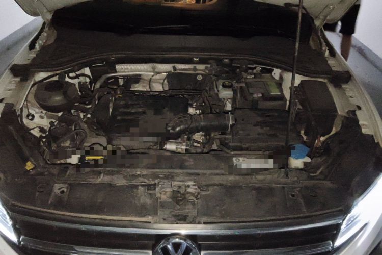 Used Volkswagen Bora 2019 Revised Version 1.5L Automatic Fashionable Style China VI Engine Bay