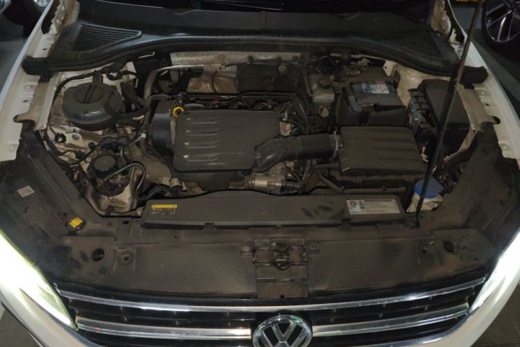 Used Volkswagen Bora 2019 Revised Version 1.5L Automatic Comfort Edition China VI Standard Engine Bay