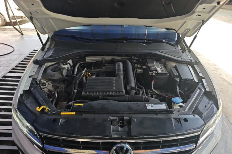 Used Volkswagen Bora 2019 Revised Version 280TSI DSG Luxury Edition China V Standard Engine Bay