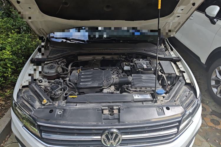 Used Volkswagen Bora 2019 Revised Version 1.5L Automatic Fashionable Style China VI Engine Bay