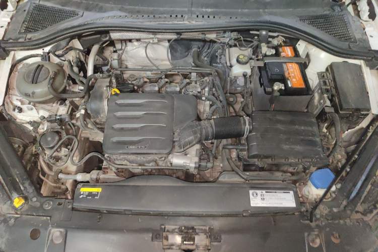 Used Volkswagen Bora 2019 Revised Version 1.5L Automatic Comfort Edition China VI Standard Engine Bay