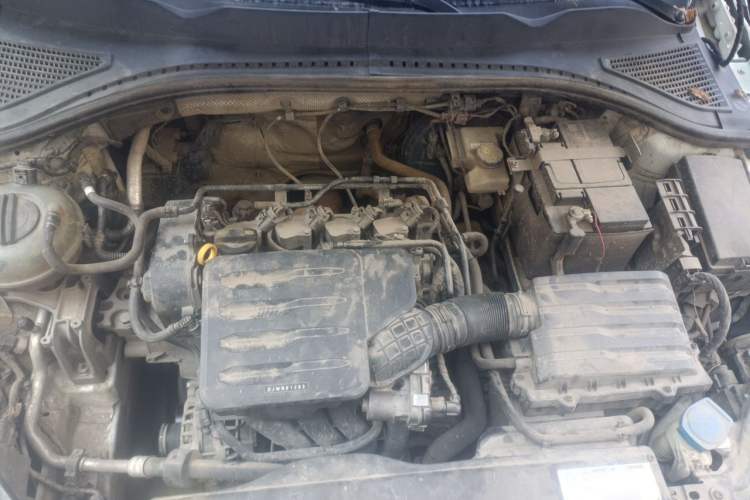 Used Volkswagen Bora 2019 1.5L Automatic Fashion Model Engine Bay