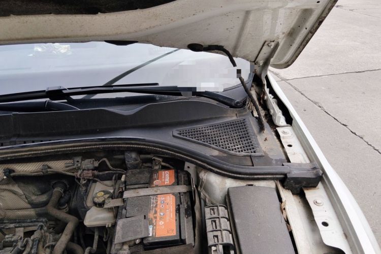 Used Volkswagen Bora 2019 1.5L Manual Comfort Version Engine Bay Left