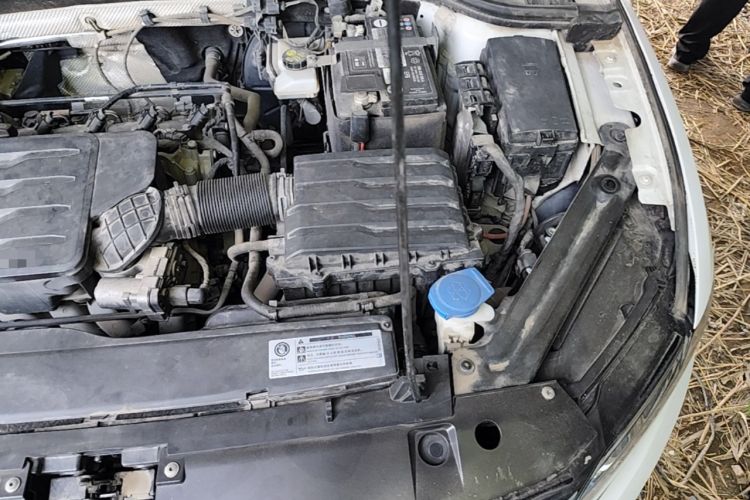 Used Volkswagen Bora 2019 1.5L Manual Fashion Edition Engine Bay Left