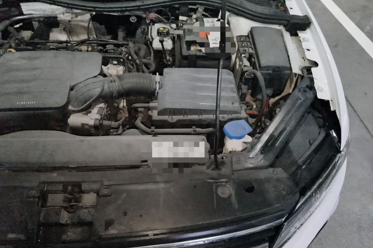 Used Volkswagen Bora 2019 1.5L Automatic Fashion Model Engine Bay Left