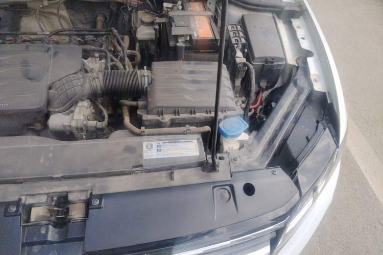 Used Volkswagen Bora 2019 1.5L Automatic Comfort Model Engine Bay Left