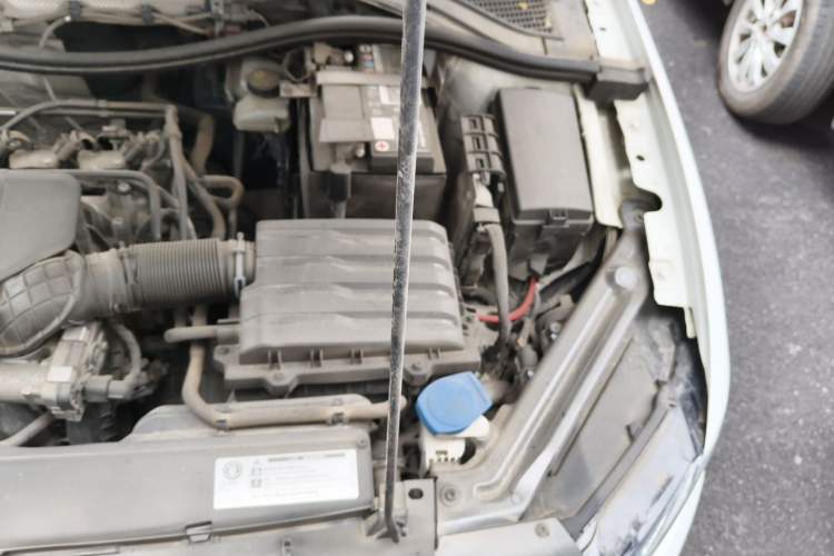 Used Volkswagen Bora 2019 1.5L Automatic Fashion Model Engine Bay Left