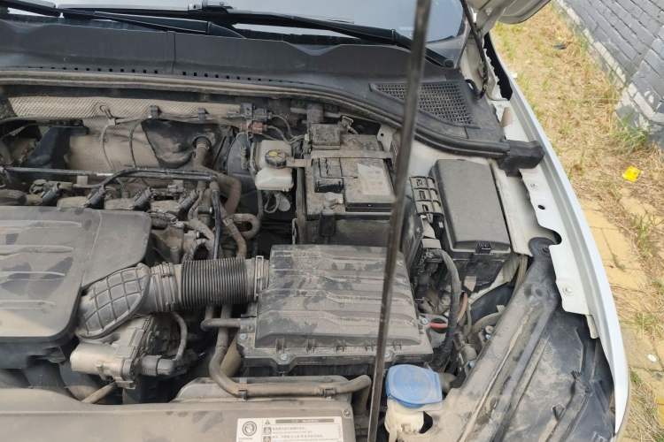 Used Volkswagen Bora 2019 1.5L Manual Comfort Version Engine Bay Left