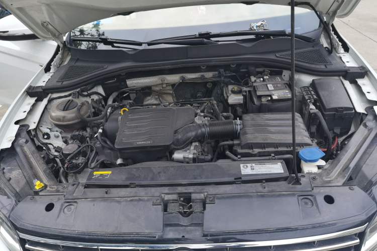 Used Volkswagen Bora 2019 Revised Version 1.5L Automatic Elite Edition China VI Standard Engine Bay