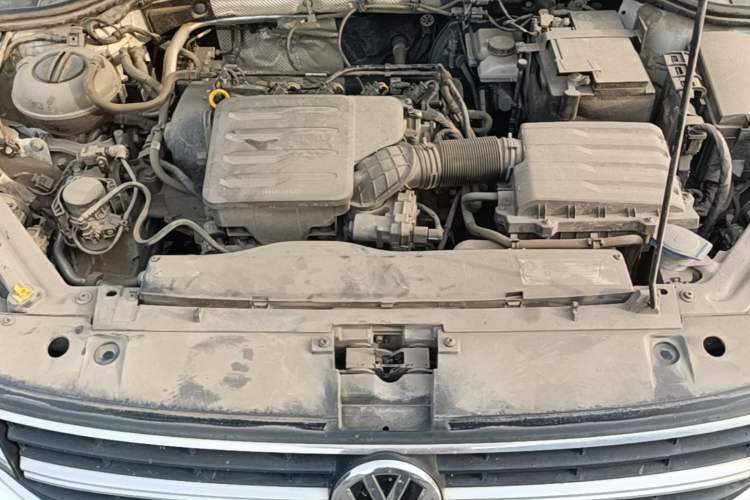 Used Volkswagen Bora 2019 Revised Version 1.5L Automatic Fashionable Style China VI Engine Bay