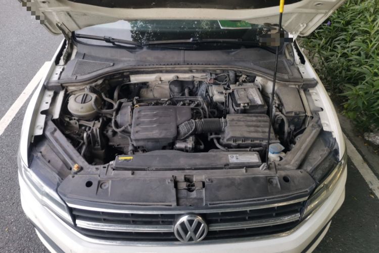 Used Volkswagen Bora 2019 1.5L Automatic Fashion Model Engine Bay